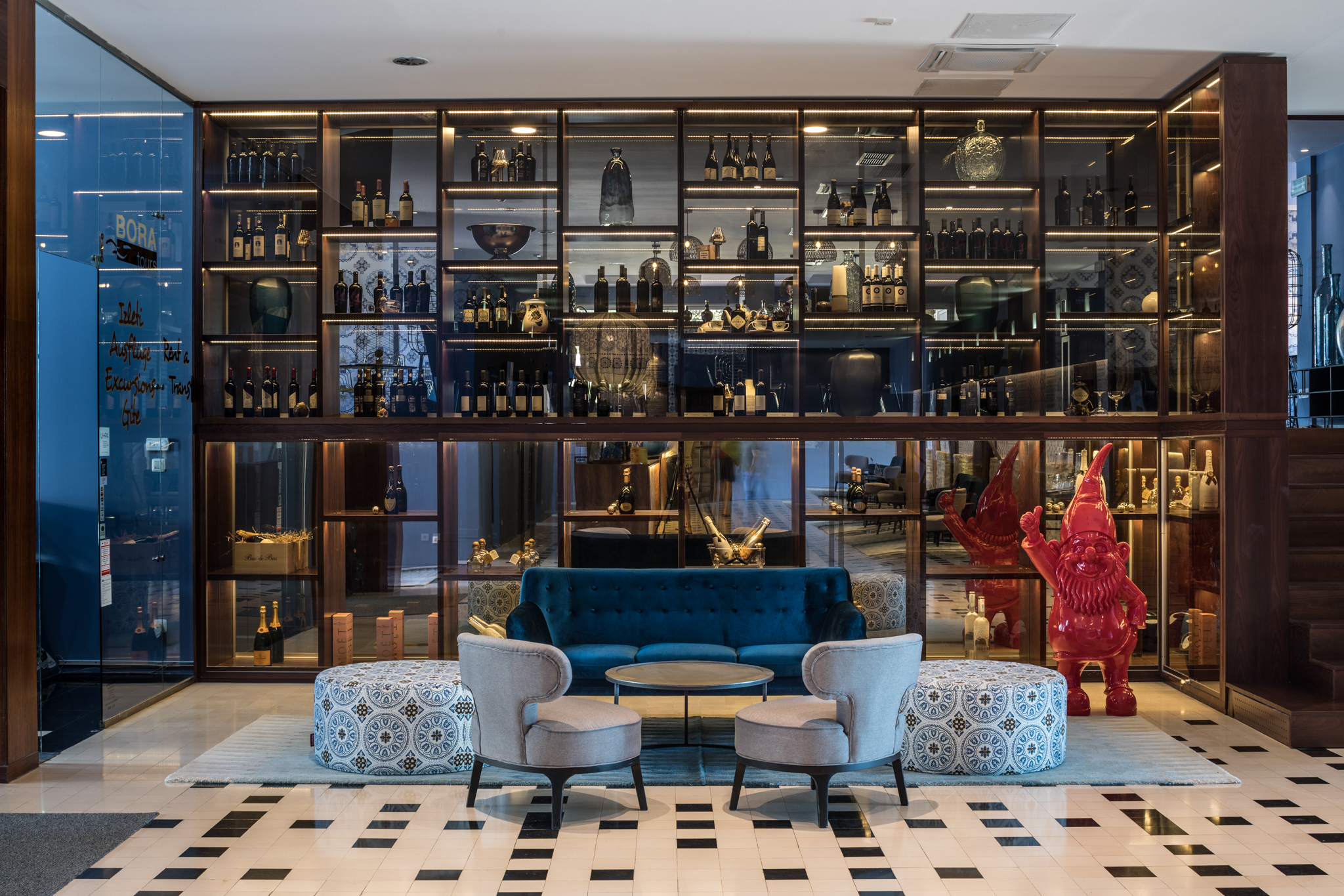 likovna galerija u Barbara baru Falkensteiner Hotels & Residences